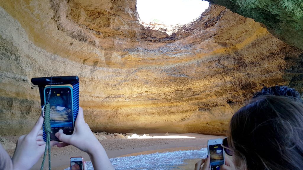 Banagil Cave Tour - Trip with a fun speadboat to benagil from lagos