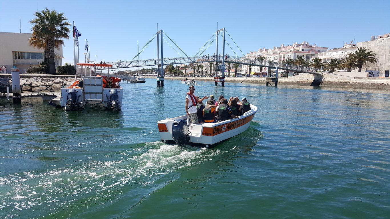 days-of-adventure-water-taxi6