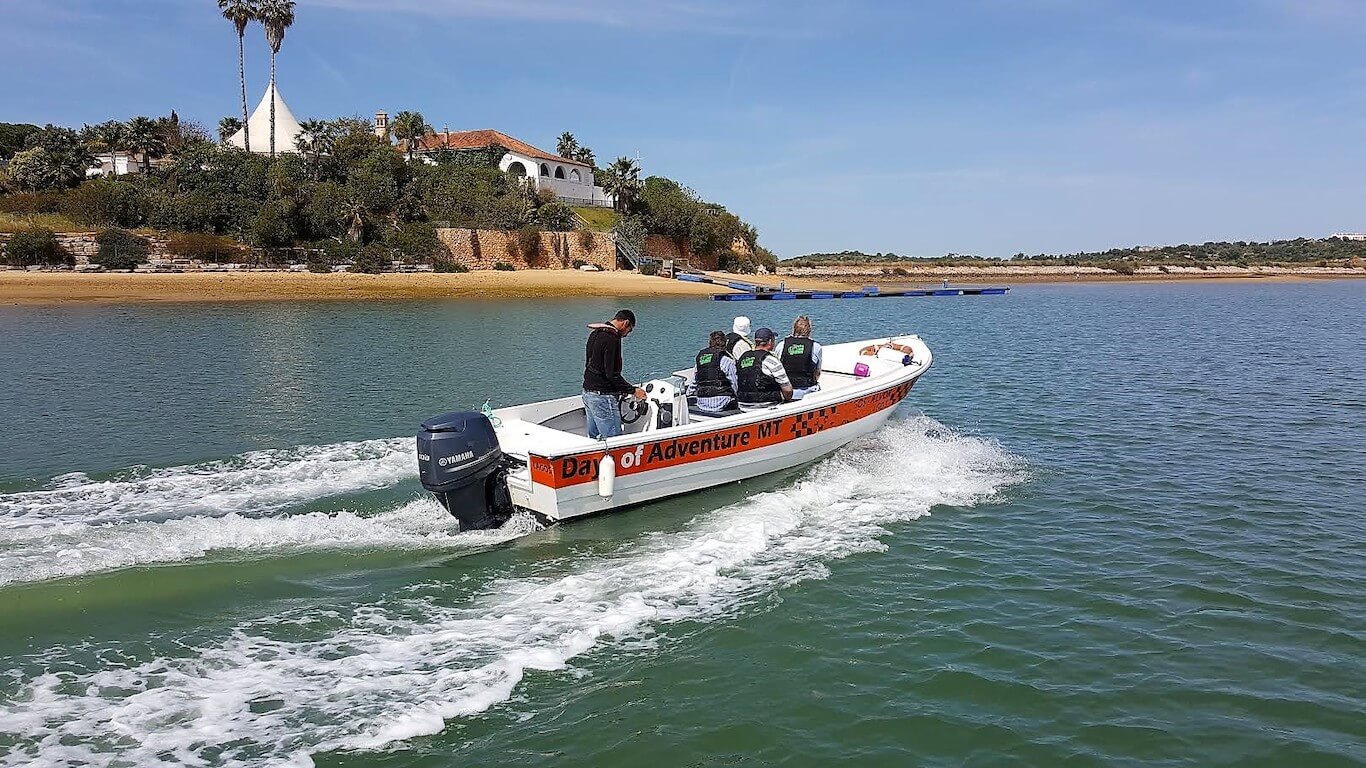 days-of-adventure-water-taxi7