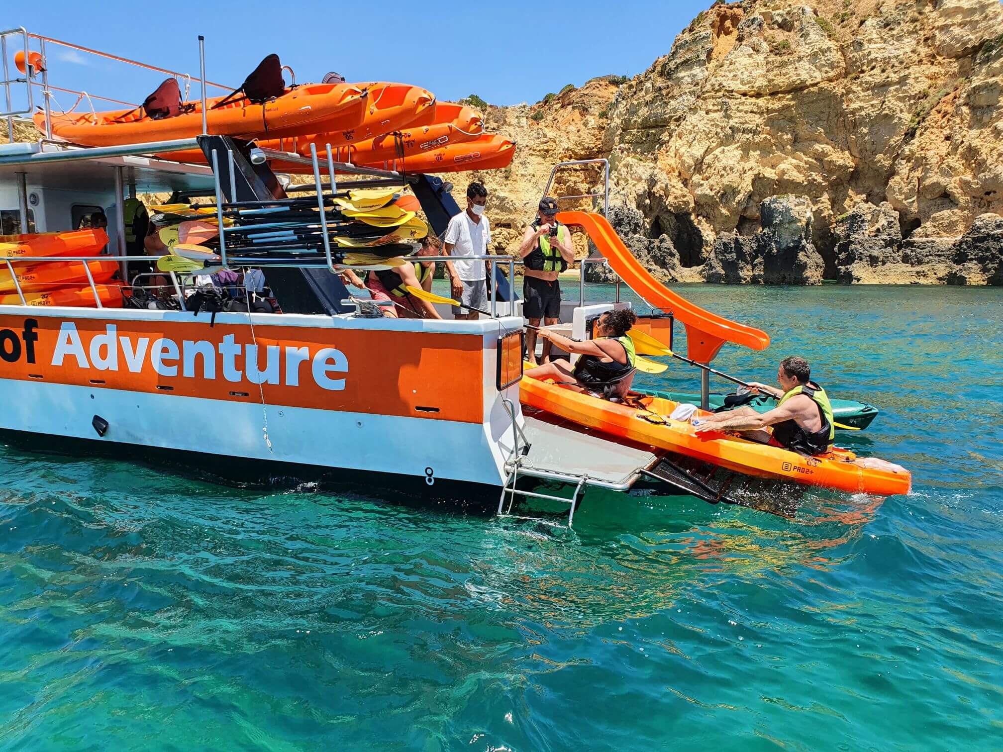 kayak-tour-grottos-lagos-days-of-adventure-8 (1)