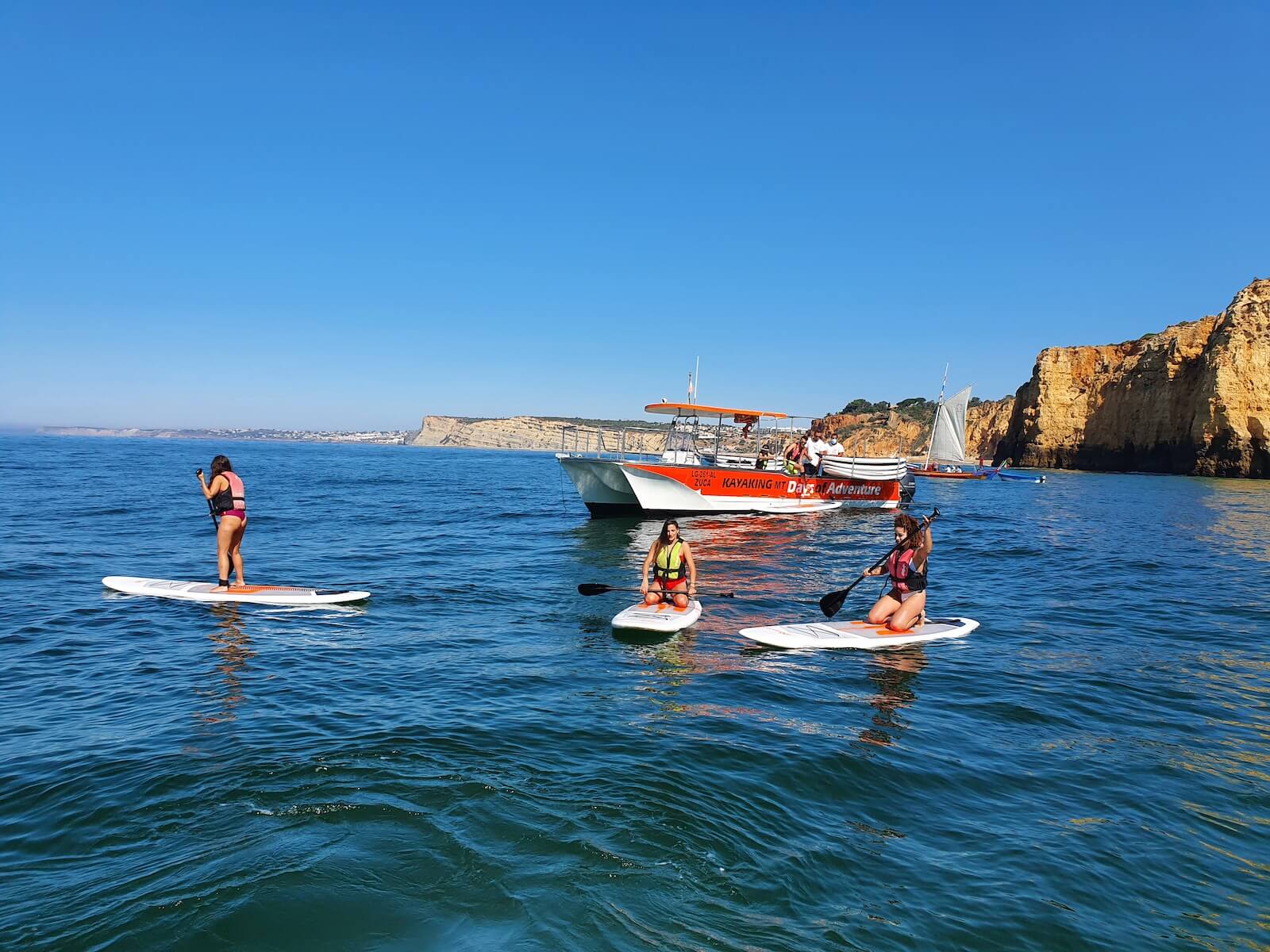 Stand up Paddle grotto tour to ponta da piedade Lagos